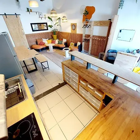 Hostel Coast - Utopy *